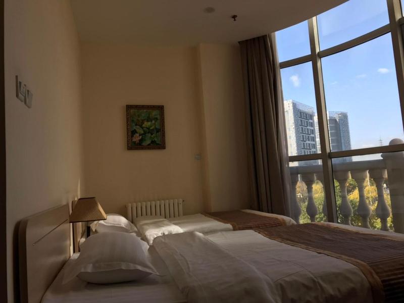 Lailai Hotel image
