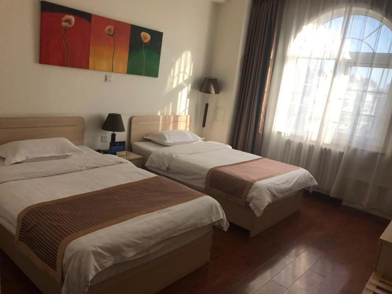 Lailai Hotel image