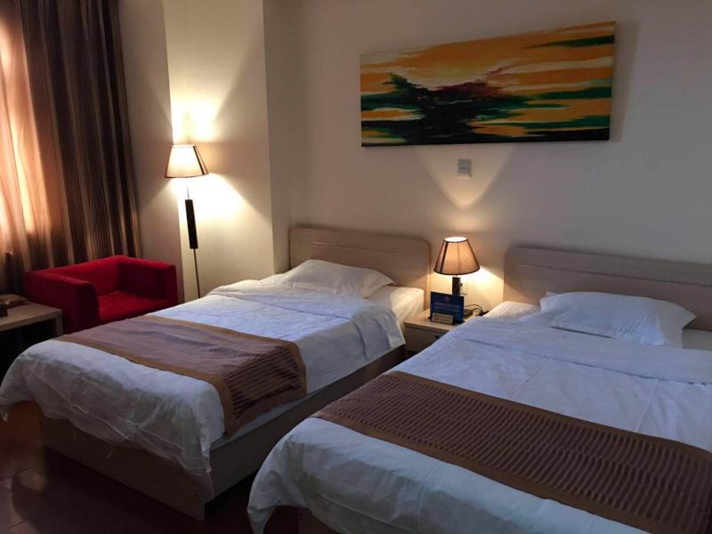 Lailai Hotel image