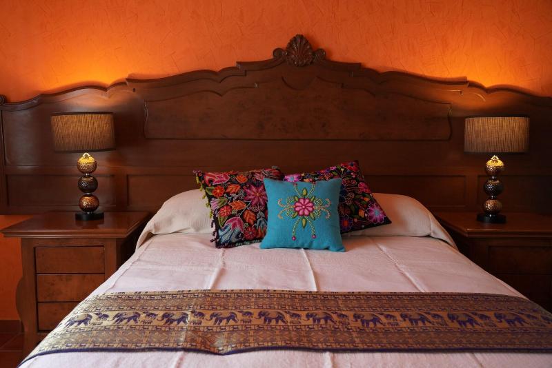Casa Alfareros image
