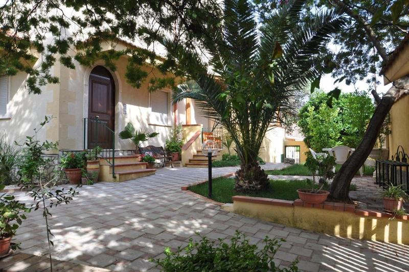 Villa Rahal image