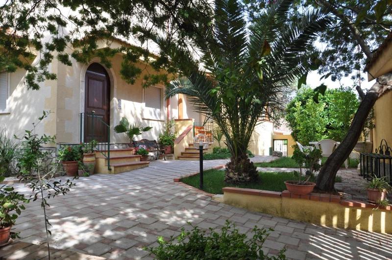 Villa Rahal image