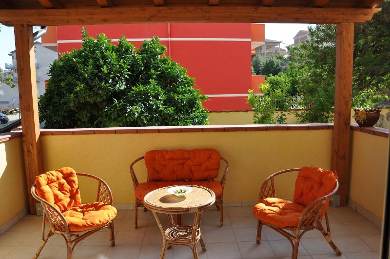 Villa Rahal image