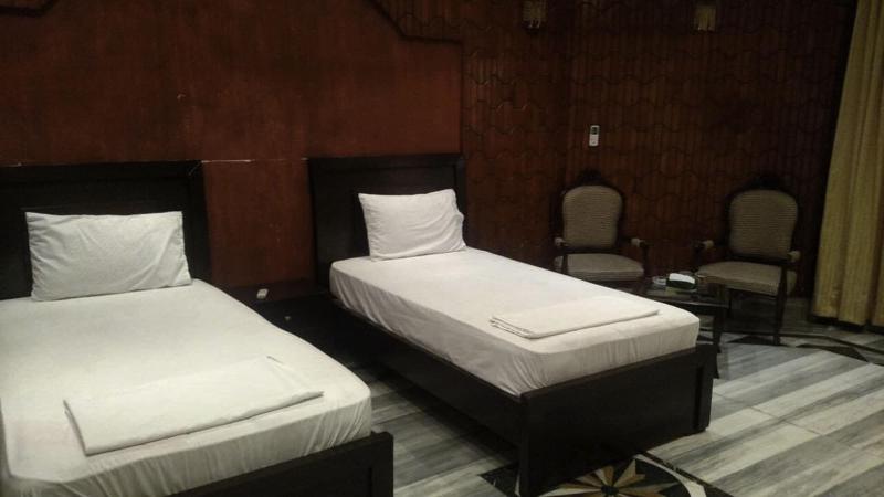 Executive Galaxy Guest House image