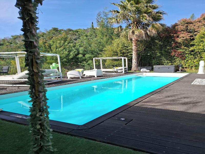 Villa Colina image