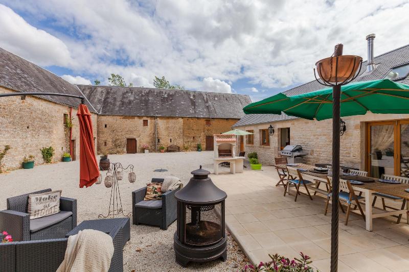 The Old Farm Of Amfreville image