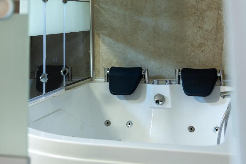 Apartmaji Bungalovi I Sotorisce Silva image