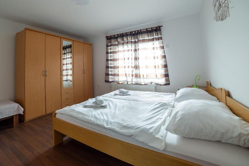 Apartmaji Bungalovi I Sotorisce Silva image