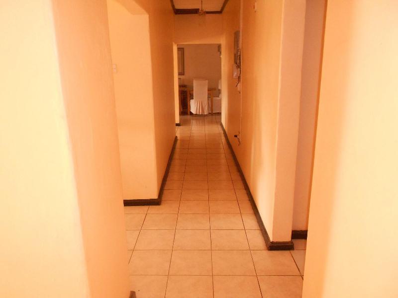 Wane Guest Lodge image