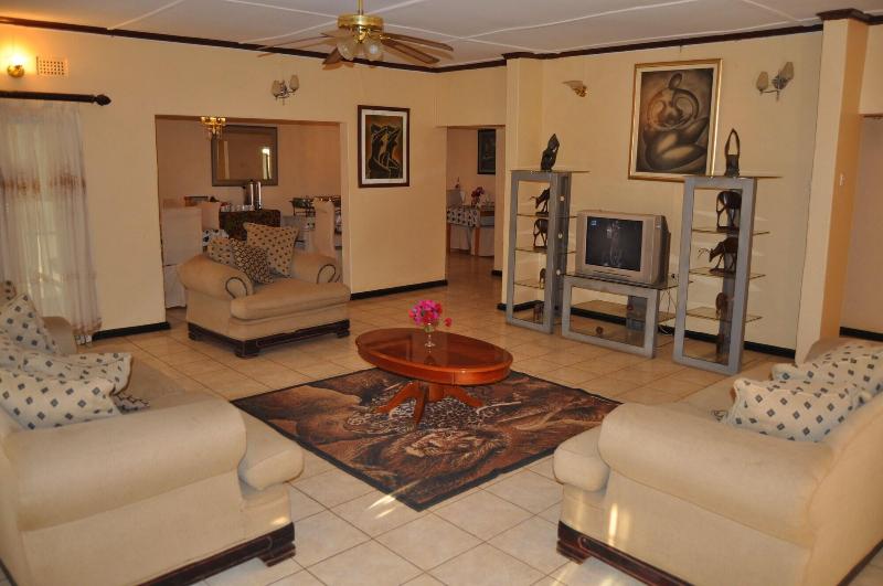 Wane Guest Lodge image