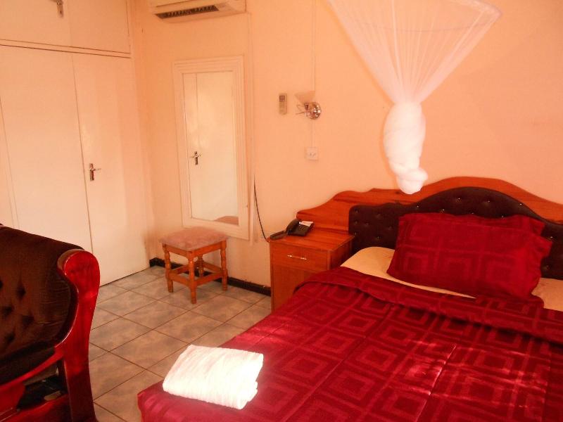 Wane Guest Lodge image