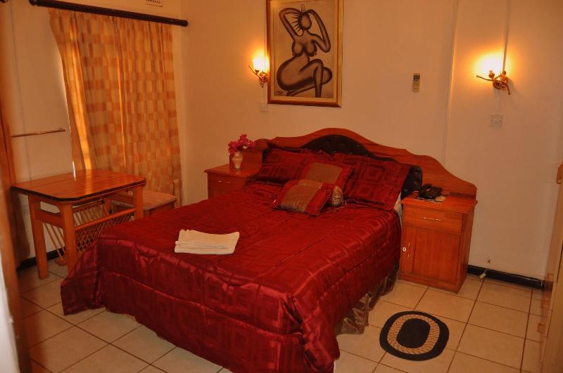Wane Guest Lodge image