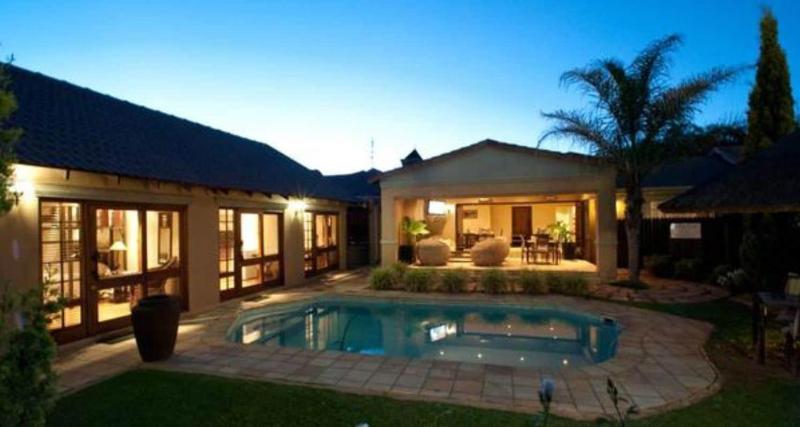 Rise And Shine Lodge image