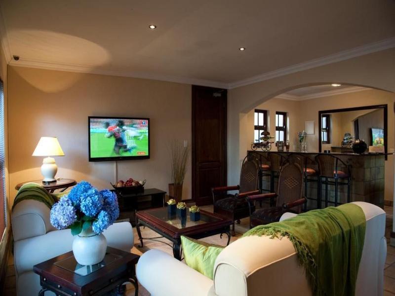 Rise And Shine Lodge image