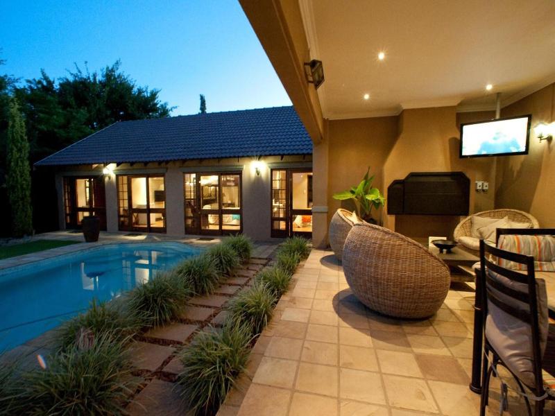 Rise And Shine Lodge image