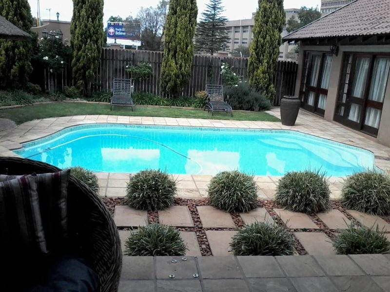 Rise And Shine Lodge image