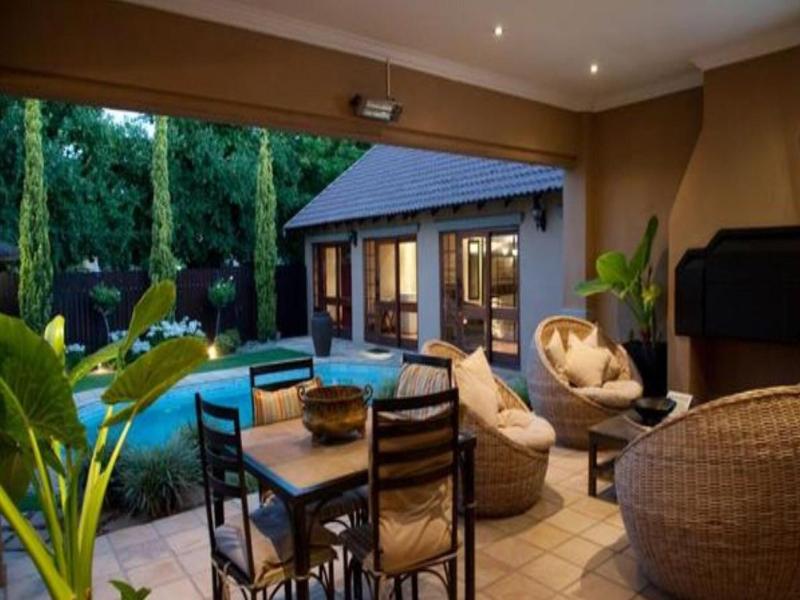 Rise And Shine Lodge image