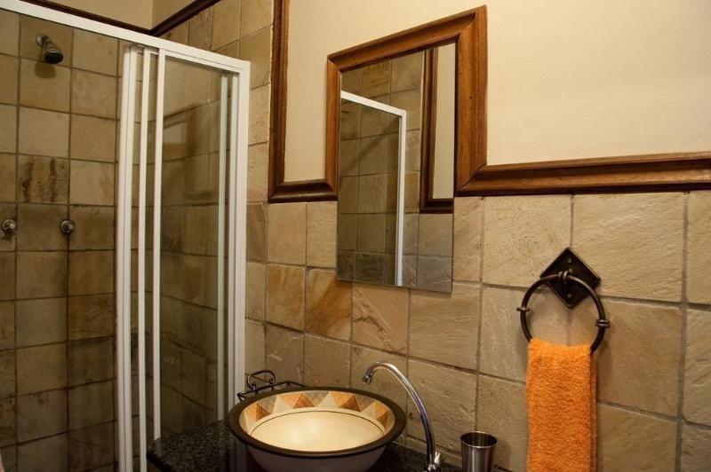 Rise And Shine Lodge image