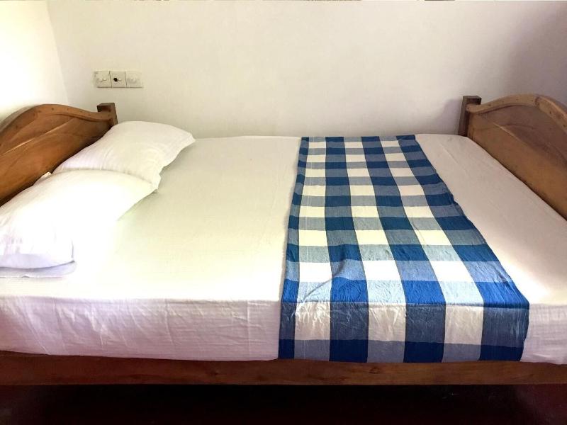 Damith Tourist Inn image