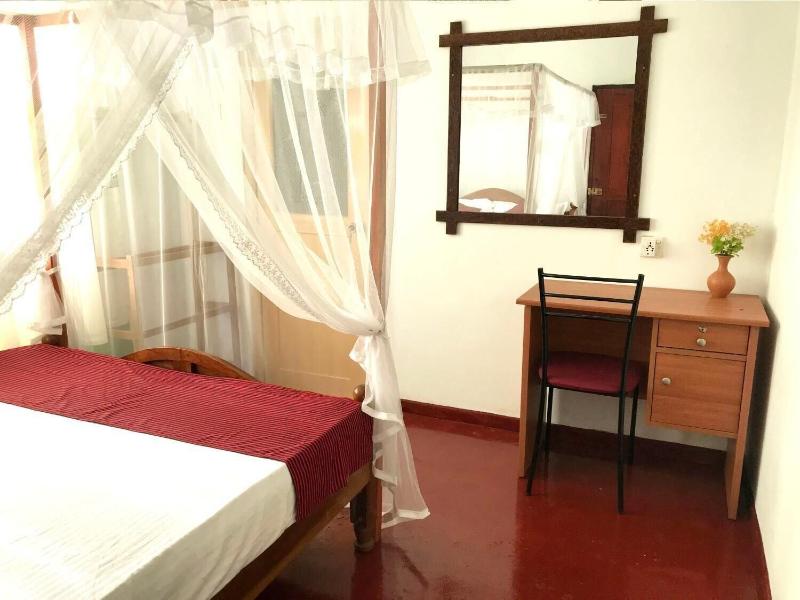 Damith Tourist Inn image
