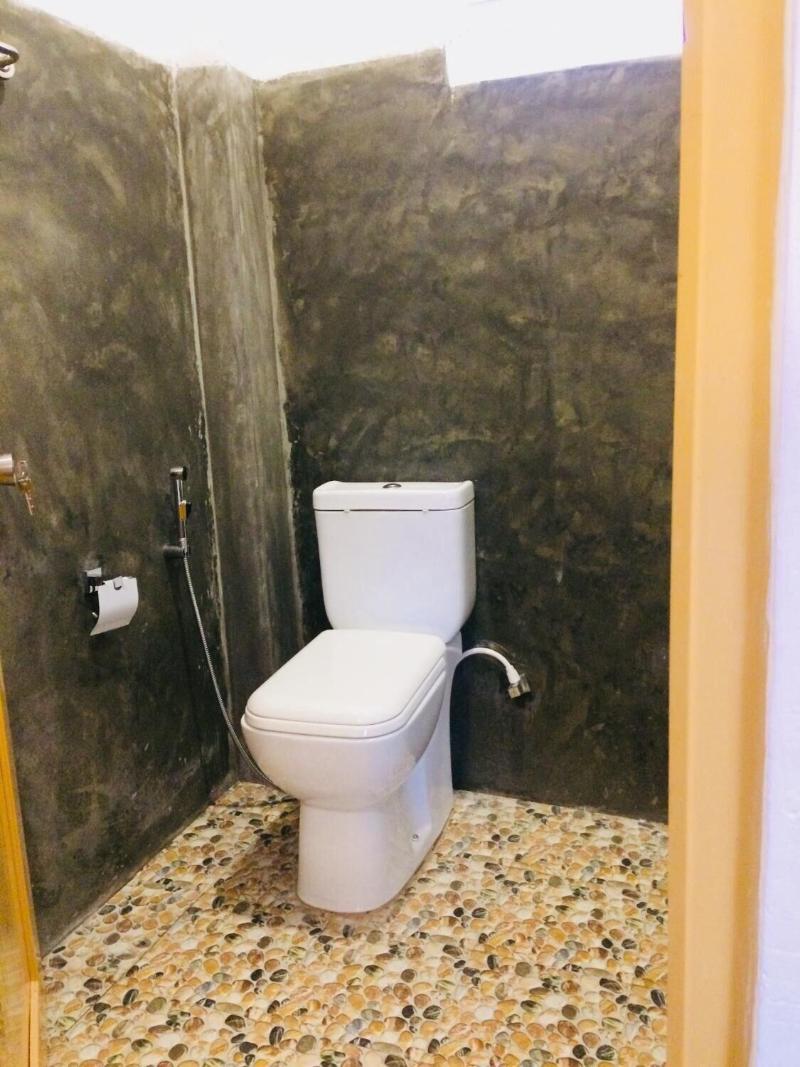 Damith Tourist Inn image