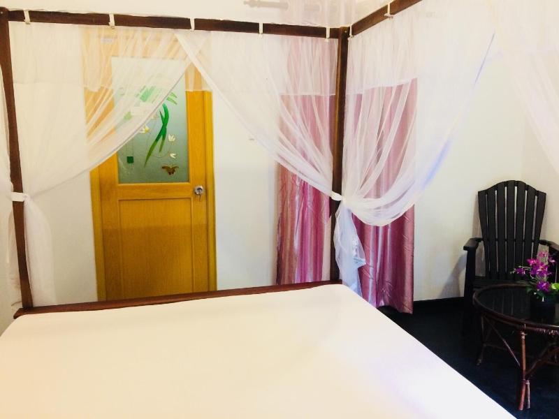 Damith Tourist Inn image