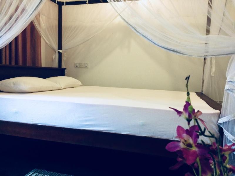 Damith Tourist Inn image