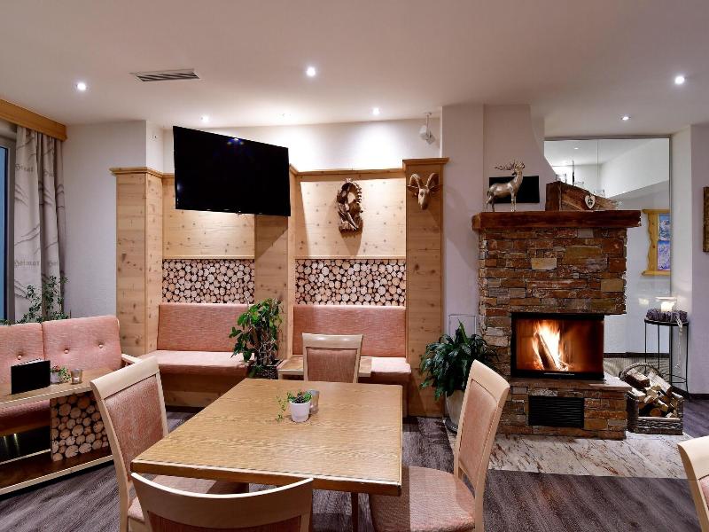 Hotel Ha Llroah image