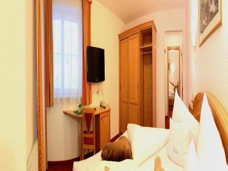 Hotel Ha Llroah image