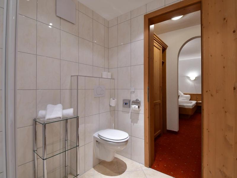 Hotel Ha Llroah image