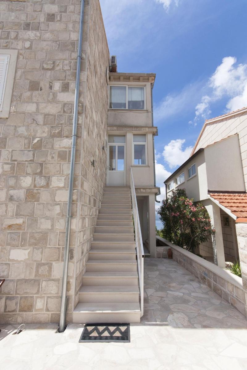Apartments Micika image