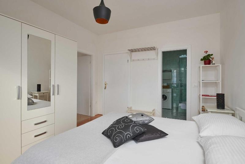 Apartments Micika image