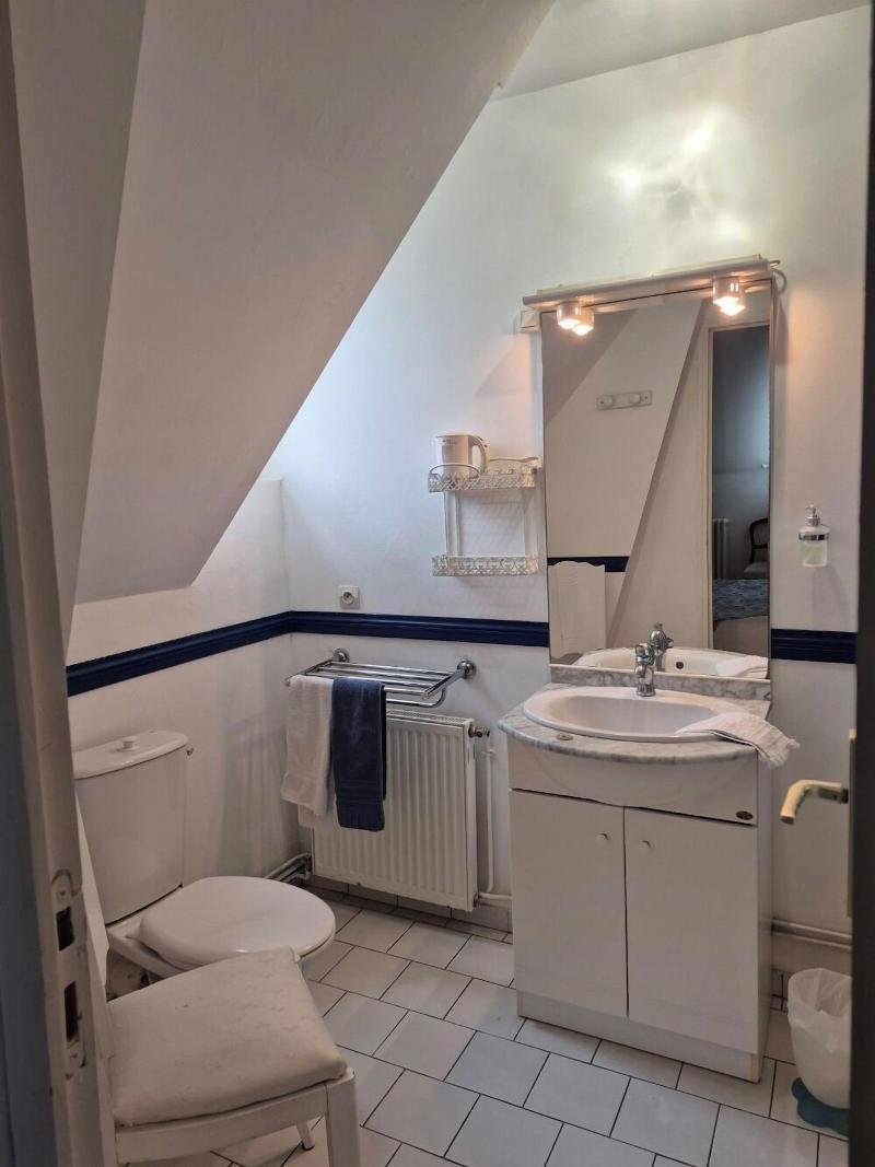Villa Des Iris image