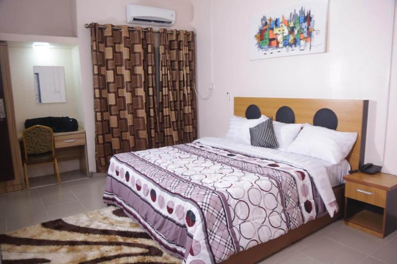 Goddis Apartments image