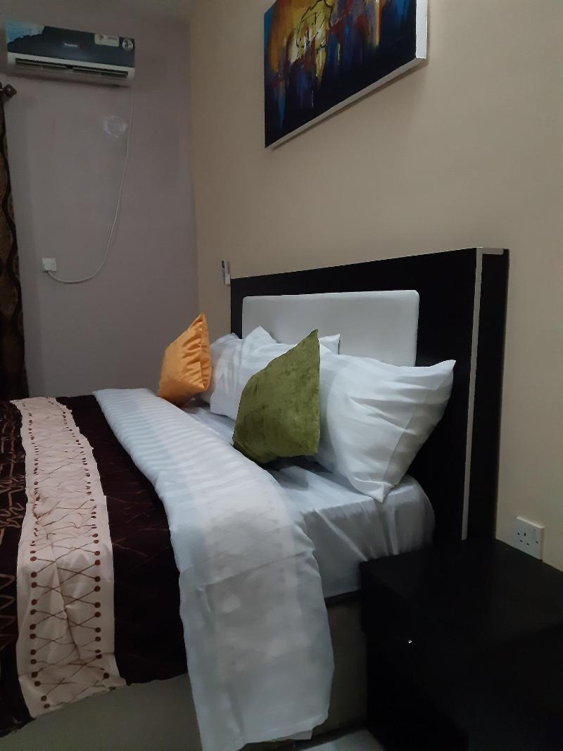 Goddis Apartments image