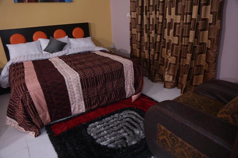 Goddis Apartments image