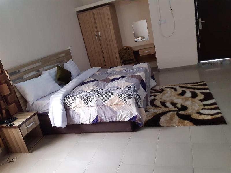 Goddis Apartments image