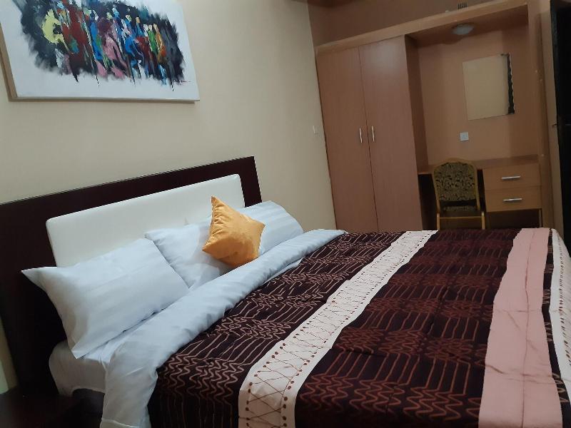 Goddis Apartments image