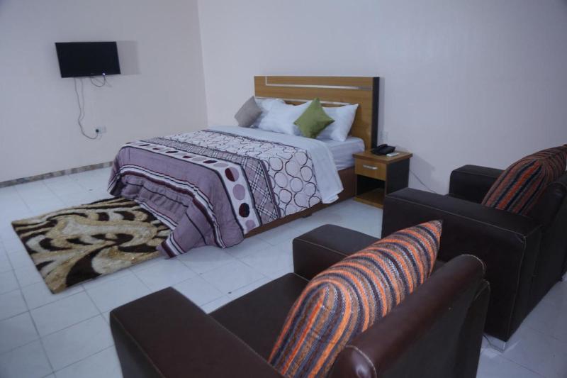 Goddis Apartments image