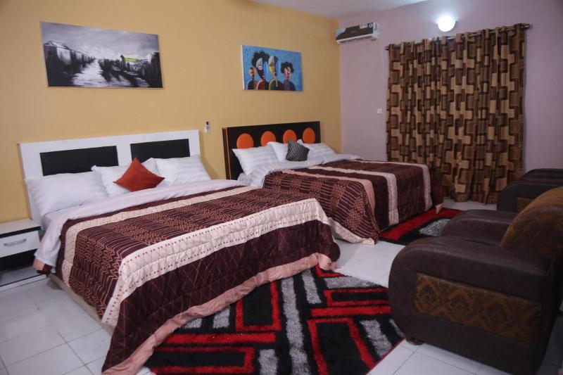 Goddis Apartments image