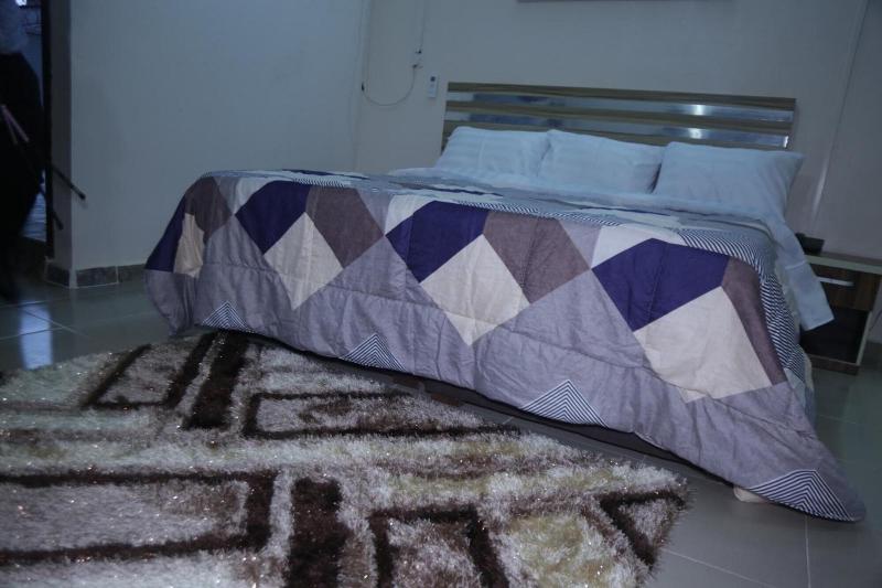 Goddis Apartments image