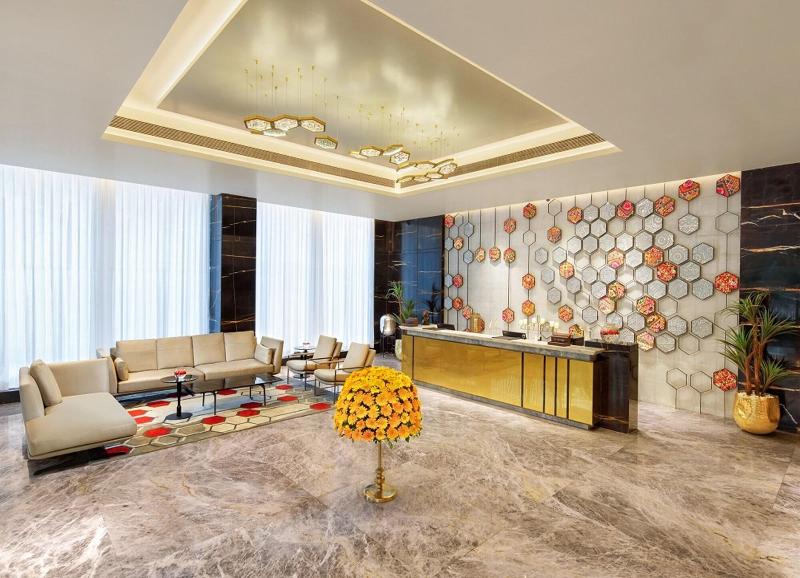 Bellevue Sarovar Portico image