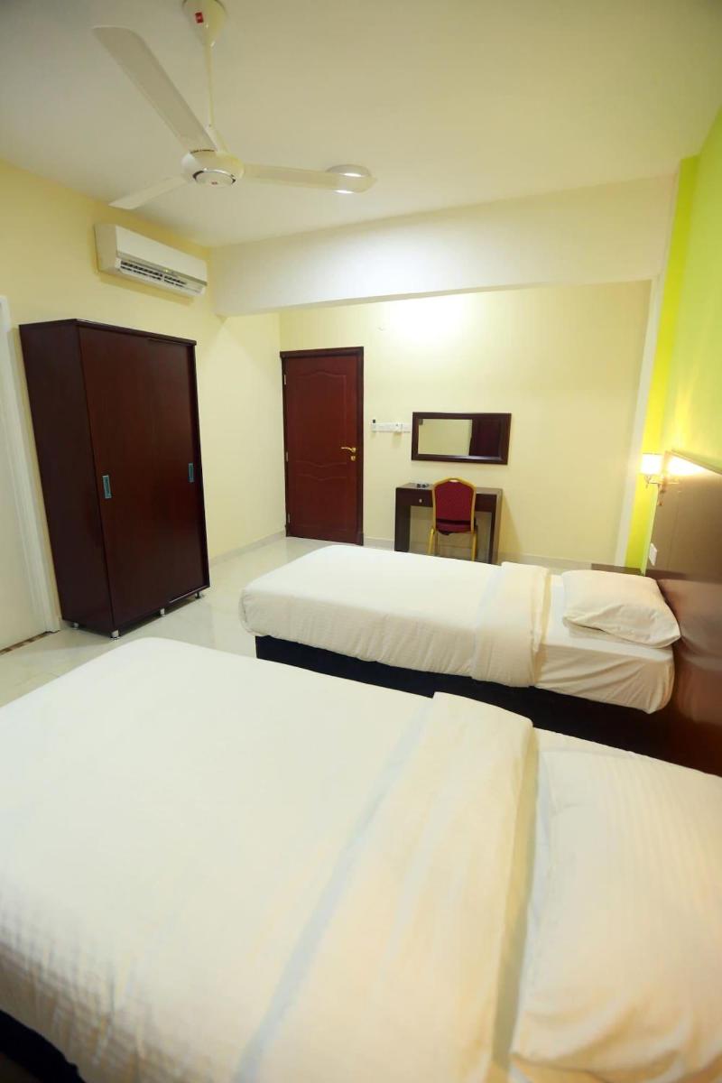 Al Dhiyafa Palace Hotel Apartment — exterior view