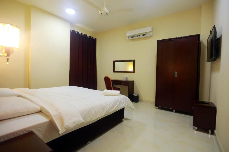 Al Dhiyafa Palace Hotel Apartment — view