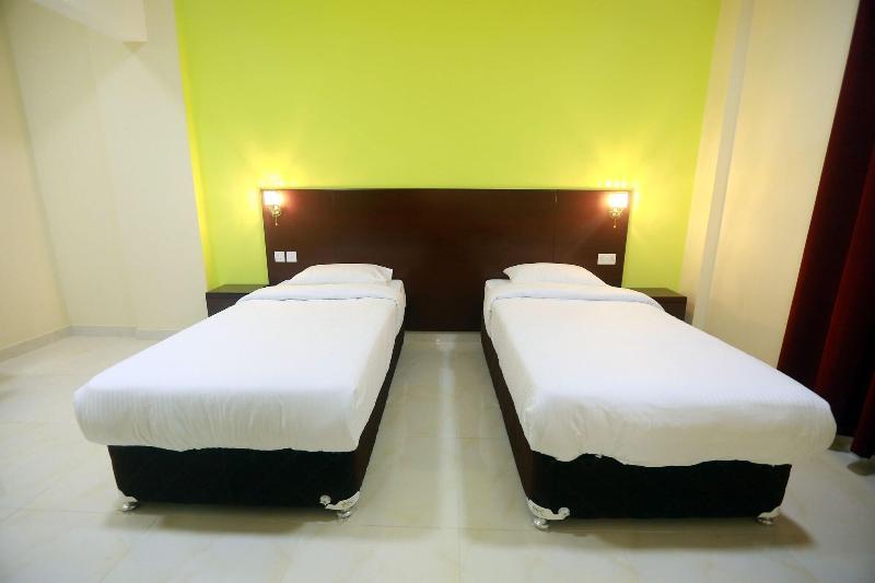 Al Dhiyafa Palace Hotel Apartment image