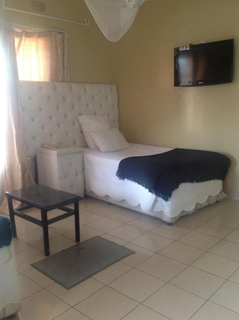 Eliba Apartments image