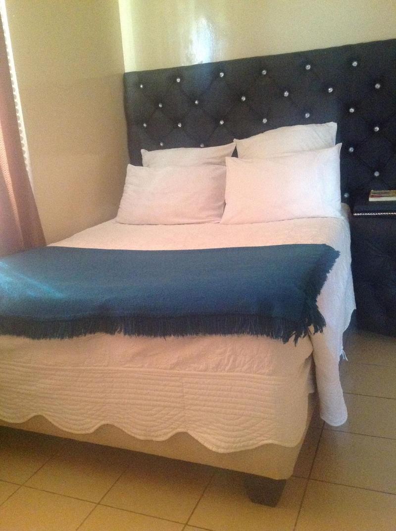 Eliba Apartments image