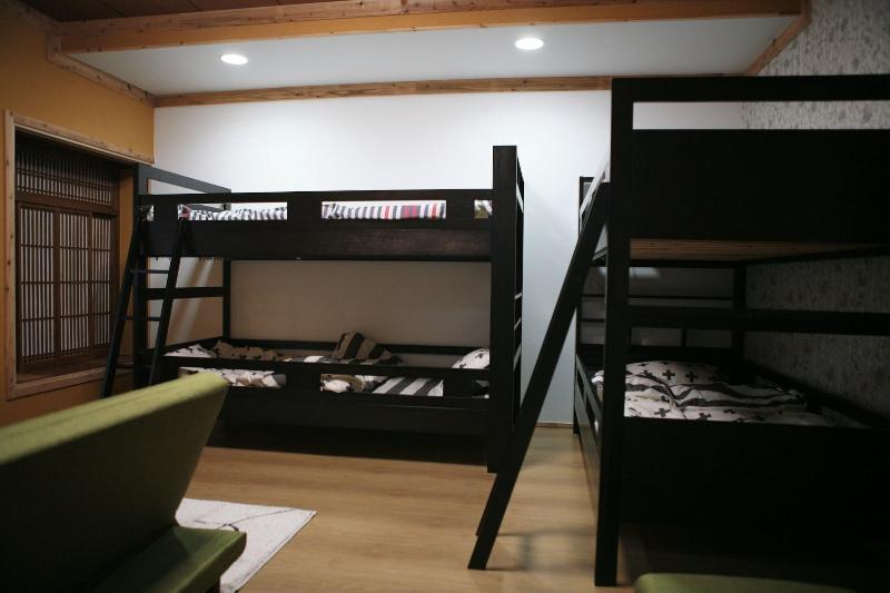 Maru House Hostel image