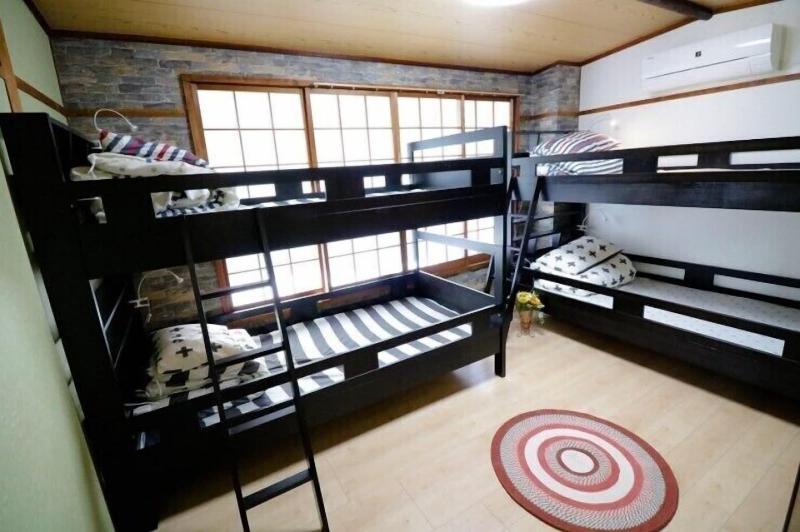 Maru House Hostel image