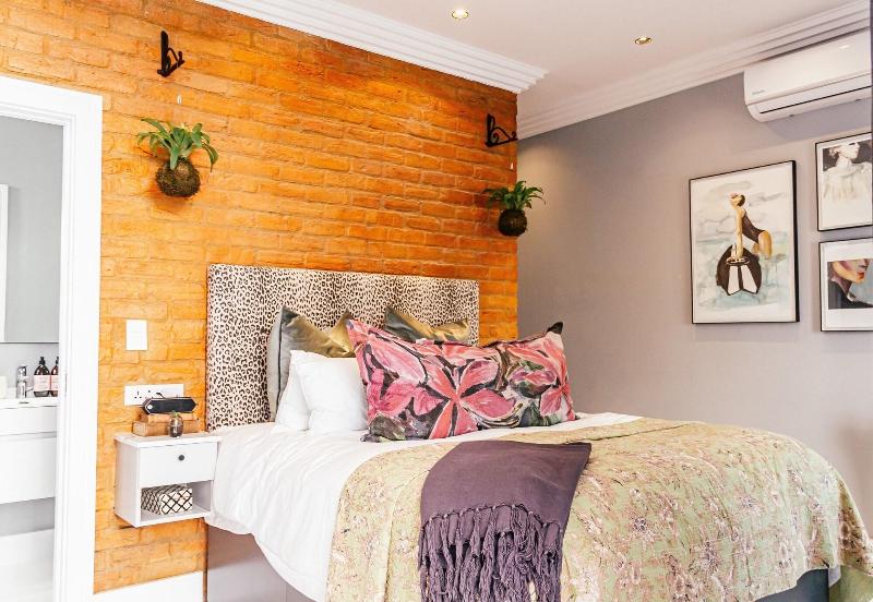 Pineapple House Boutique Hotel image